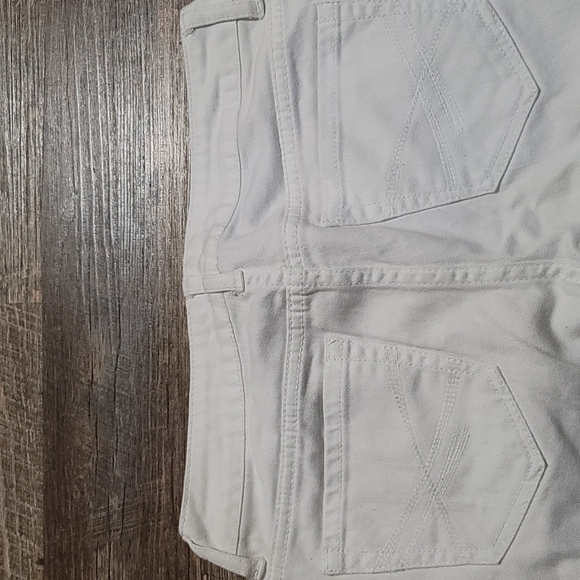 Girls White Aeropostale jeans Capri Style size 3/4 Gently Loved very clean - Picture 13 of 13